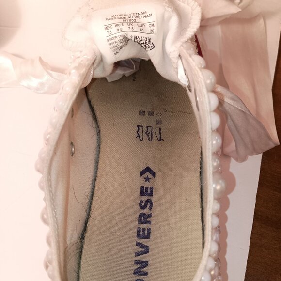 Converse All Star Bridal/Prom Pearls Rhinestones & Ribbons Sneakers Size 9.5 - Picture 5 of 12